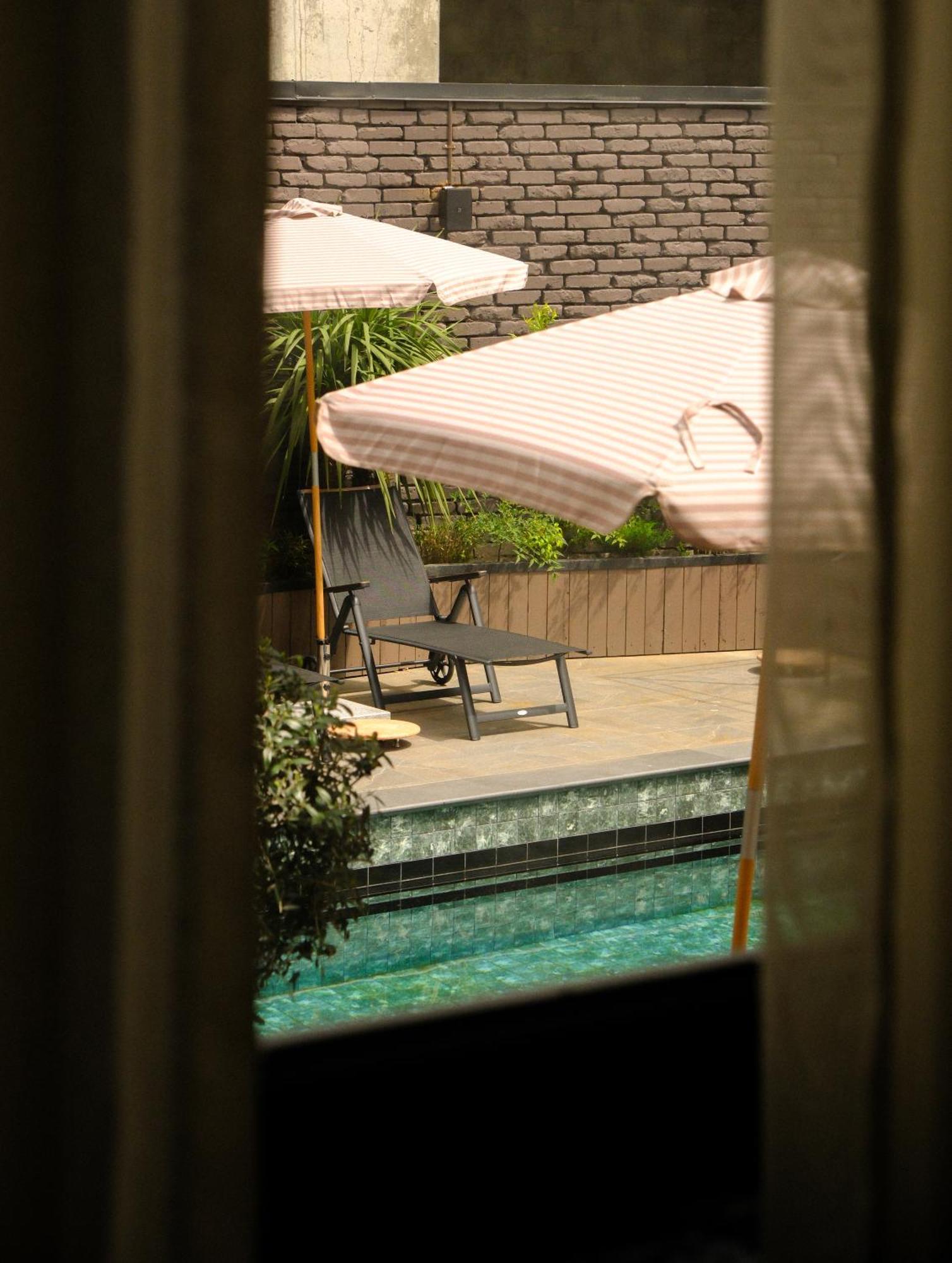 Communal Hotel クタイシ エクステリア 写真