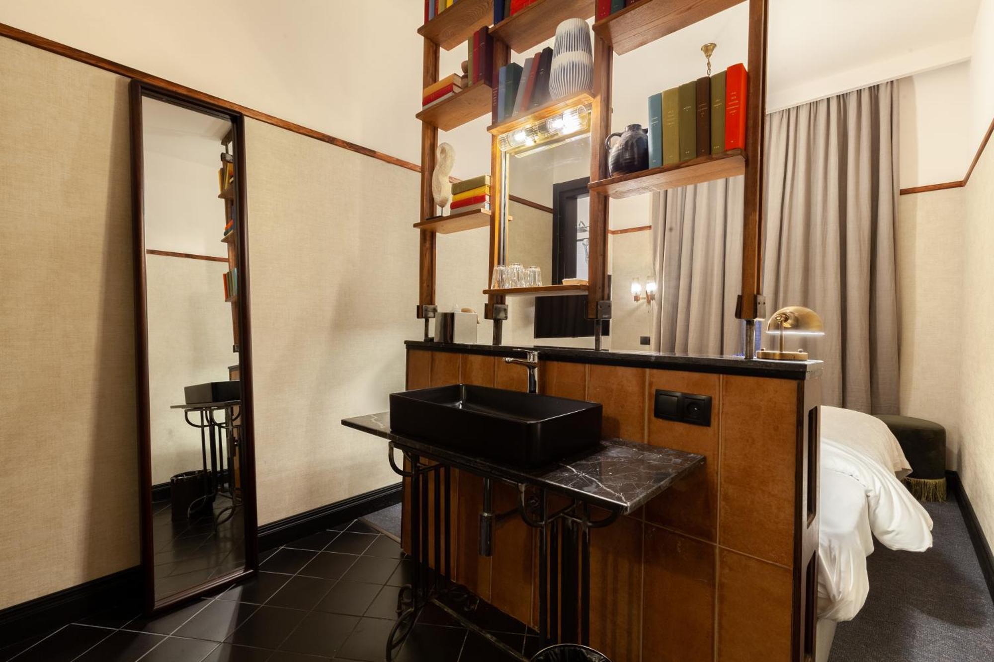 Communal Hotel クタイシ 部屋 写真